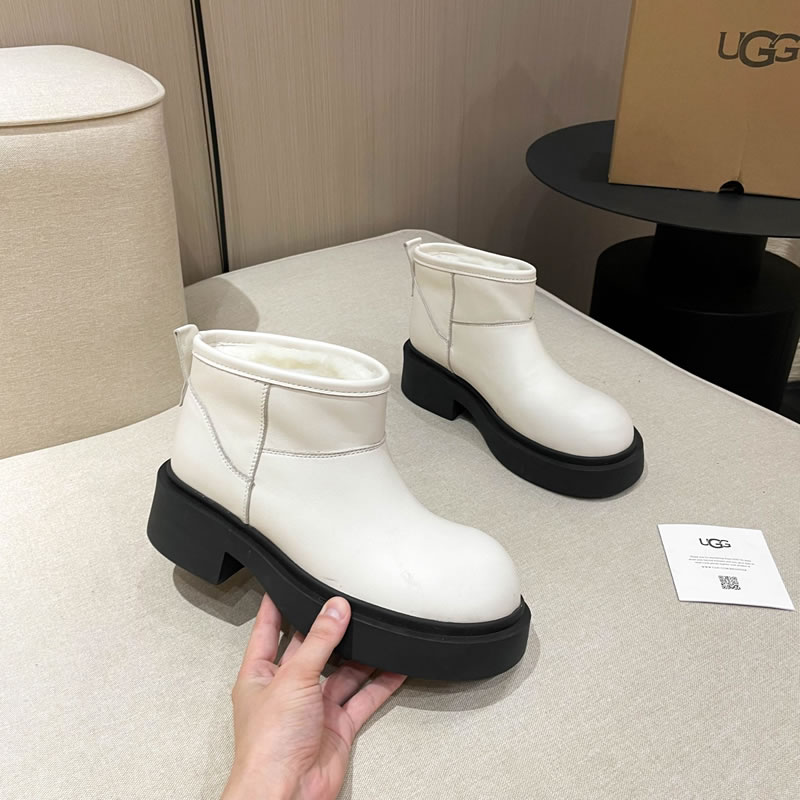 Autumn and winter new Arc de Triomphe thick heel white snow boots by Replica UGG