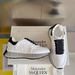 Top-Grade Replica Alexander.McQueen Sneakers - Get the Designer Look